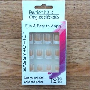 Sassy +Chic Fashion Nails